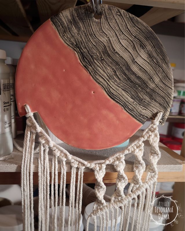 Keramika a macramé