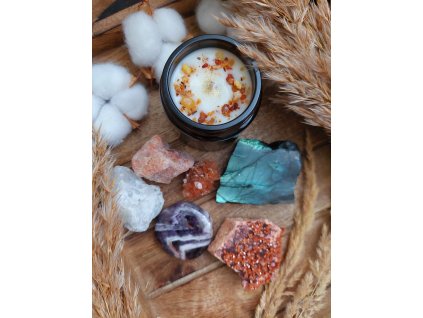 Aromasvíčka s DRAČÍ ENERGIÍ 120 ml – sójová svíčka s drahými kameny