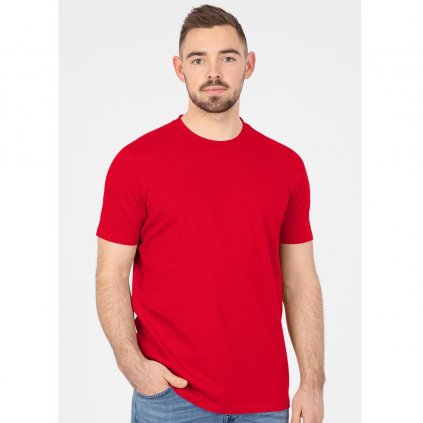 tričko Jako červená na postavě zepředu