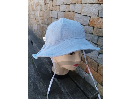 Mušelínový klobouček světle modrý