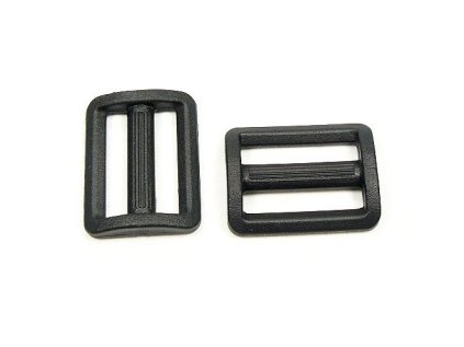 Plastové průvleky šíře 40 mm černý
