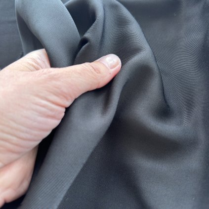 Viskózová kostýmovka/kepr černá, trenchcoat/plášťovka