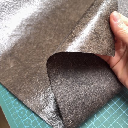 Malai plát Dark grey glossy lesklý 120x80cm 500g/m2