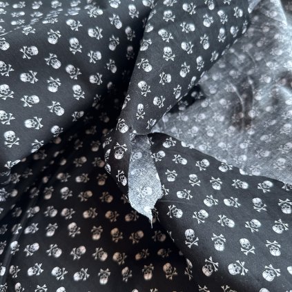 Vzorek - Bavlněná košilovina, lebky