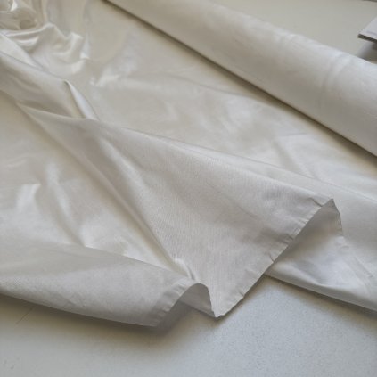 Off white hedvábný dupion