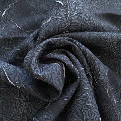 Mačkaný šusťák temně šedý přetisk