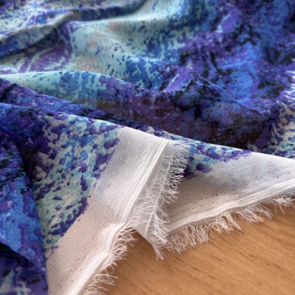 Lehký šifon retro vzor modro fialový