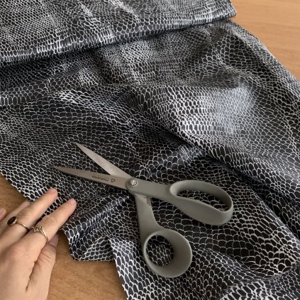 Vzorek - Šupinatý šusťák/podšívkovina/deštníkovina retro