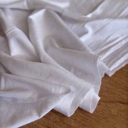 Tričkový modalový jemný úplet bílý