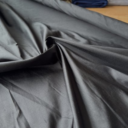 Taft sytě černý, hedvábí