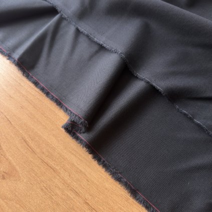 Šatovka / kostýmovka tm. modrá až černá kepr, vl/pes/el Nová Mosilana