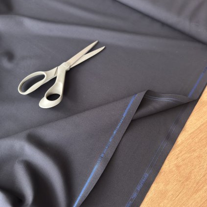 Lehká oblekovka/kostýmovka tm. modrá 100% vlna