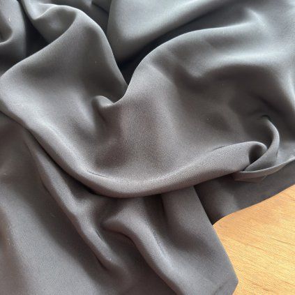 Vzorek - Černá lehoučká šatovka viskóza/PES