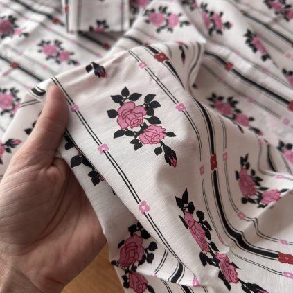 Popelín  růže, ba/synt.vl.