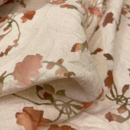 Velekrásná sem tam průsvitná viskóza/polyester, Kytičky, mačkaný efekt