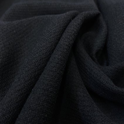 Černá kostýmovka polyester