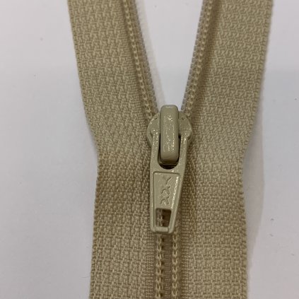 Zip YKK béžový 18CM