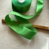 Atlasová stuha 40mm, Zelená