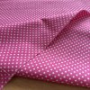 Růžové bavlněné plátno s jemnými bílými puntíky