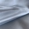 Saténová viskózová podšívkovina v keprové vazbě bledě modrá lesklá