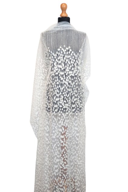 Svatební vyšívaný tyl Slzy ivory