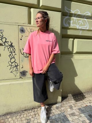 RESTING BITCH FACE IS MY BOTOX 🔥TRIČKO JE READY NA PŘEDPRODEJ🔥 CENA 1590,- 100% BAVLNA, GRAMÁŽ 200 OVERSIZE STŘIH VELIKOST...