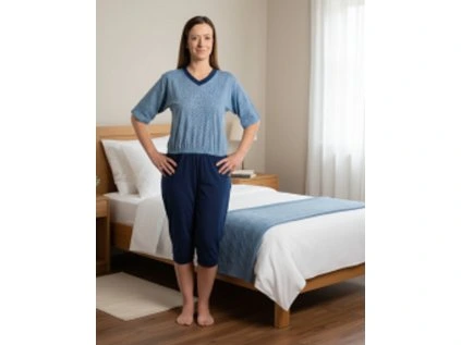 pyžamový overal krátký. 2 jpg.