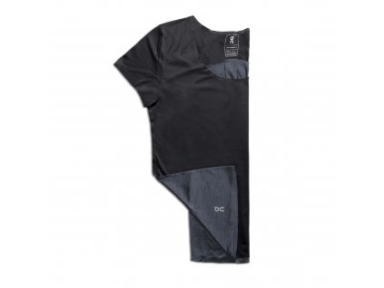 ON SS21 Performance T Black Dark W Packshot