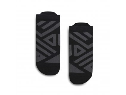 ON FW22 344.00816 low sock fw22 black shadow m packshot