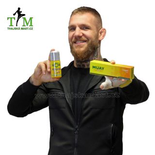 Samuel “Pirát” Krištofič si oblíbil thajskou mast i olej 💪 Originální produkty Namman Muay koupíte na www.thajskamast.cz...