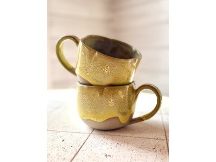 HONEY BEE MUG