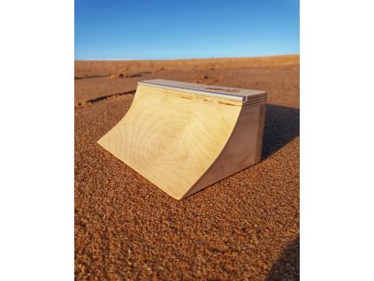 32301 bullgod quater pipe