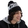 vans off the wall pom beanie (2)