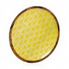 Talíře 0006 202 2 kulaty servirovaci talir z mangoveho dreva kolekce yellow happiness transformed (1)
