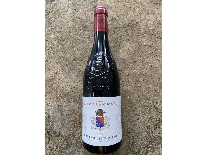 Chateauneuf-du-Pape Tradition rouge 2022, Raymond Usseglio