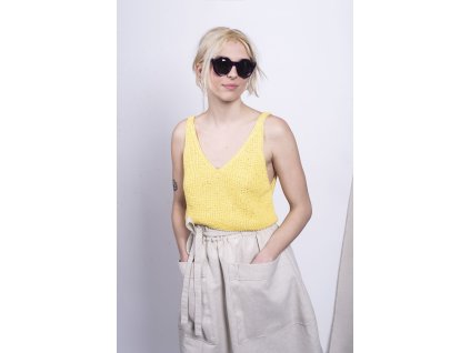 HÁČKOVANÝ CROP TOP