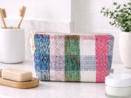 kockás női utazó neszesszer