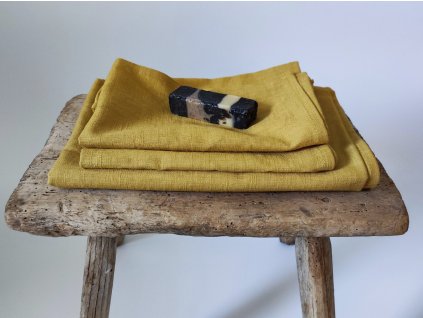 okkersárga törölköző garnitúra