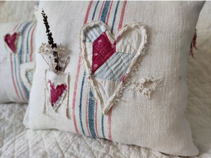 szív valentin párna