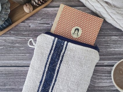 régi vastag vászonból készült könyvtok