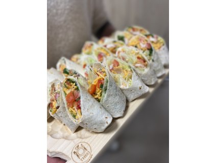 Mini tortilly s kuřecími stripsy