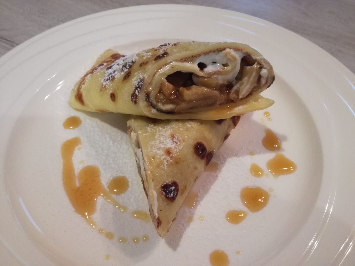 Palačinky s tvarohem a jablky