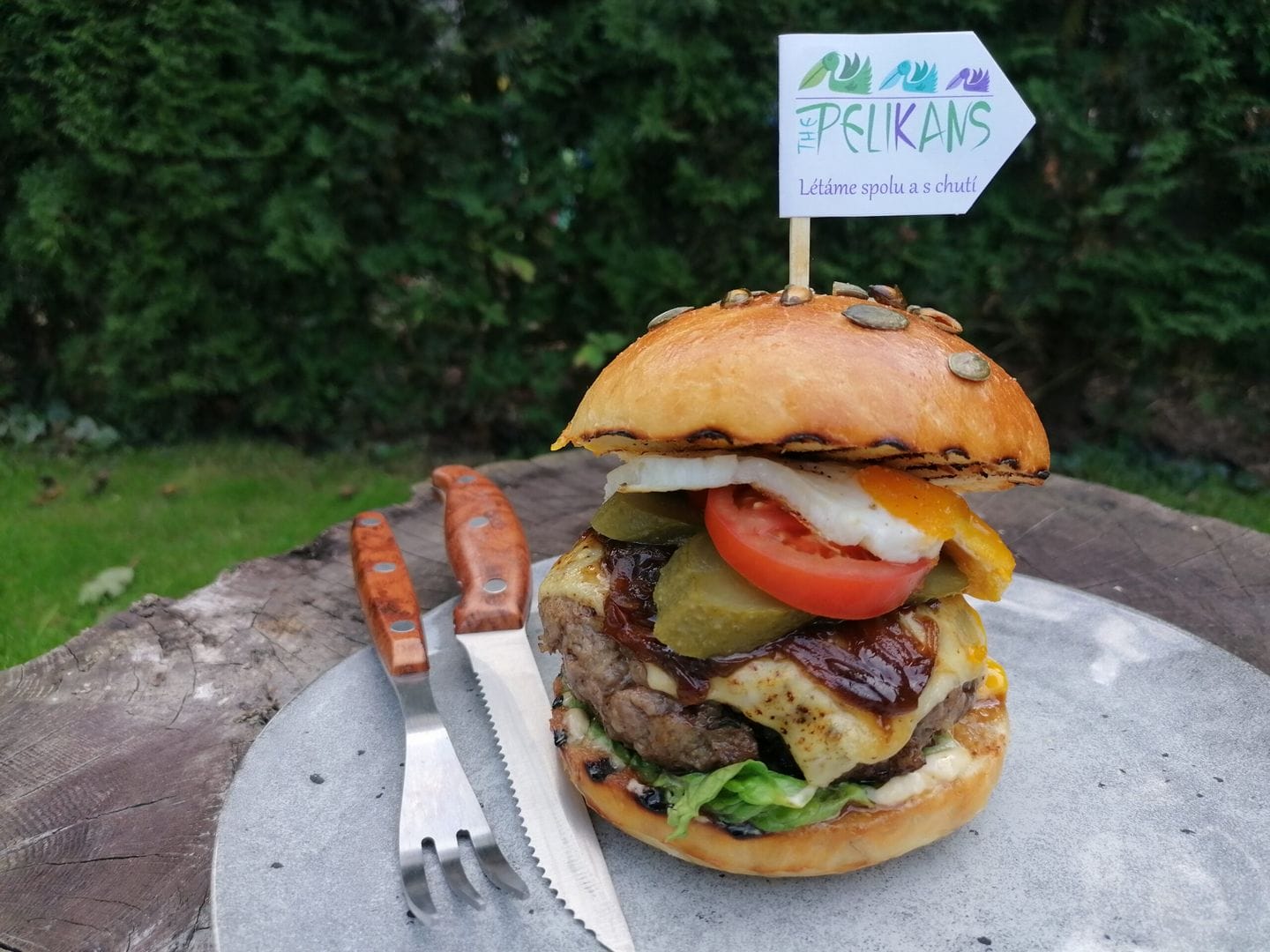 Burger The Pelikans