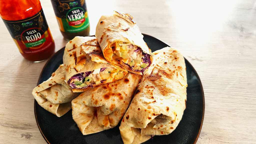 Tuňáková tortilla se salsou
