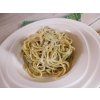 Spagety s bylinkovym pestem 1