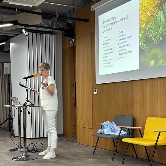 Marie_Noe_conference
