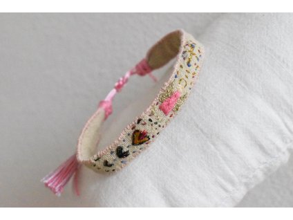 Vyšívaný náramek s andílkem strážným