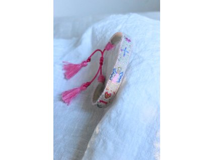 Vyšívaný náramek s andílkem strážným