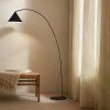 Lindby lampa Triangolo, černá, výška 195 cm, kov E27