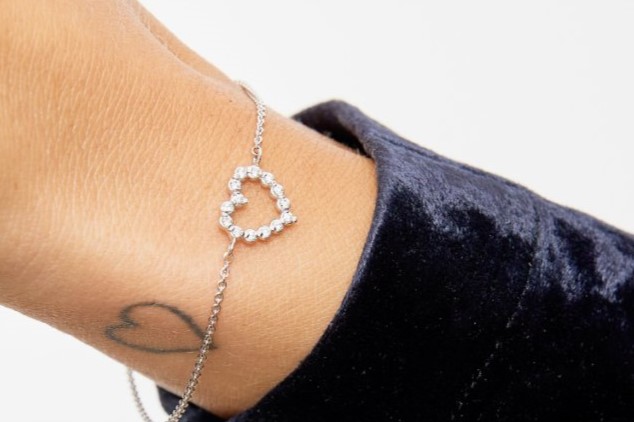 Řetízkové zlaté náramky s laboratorními diamanty